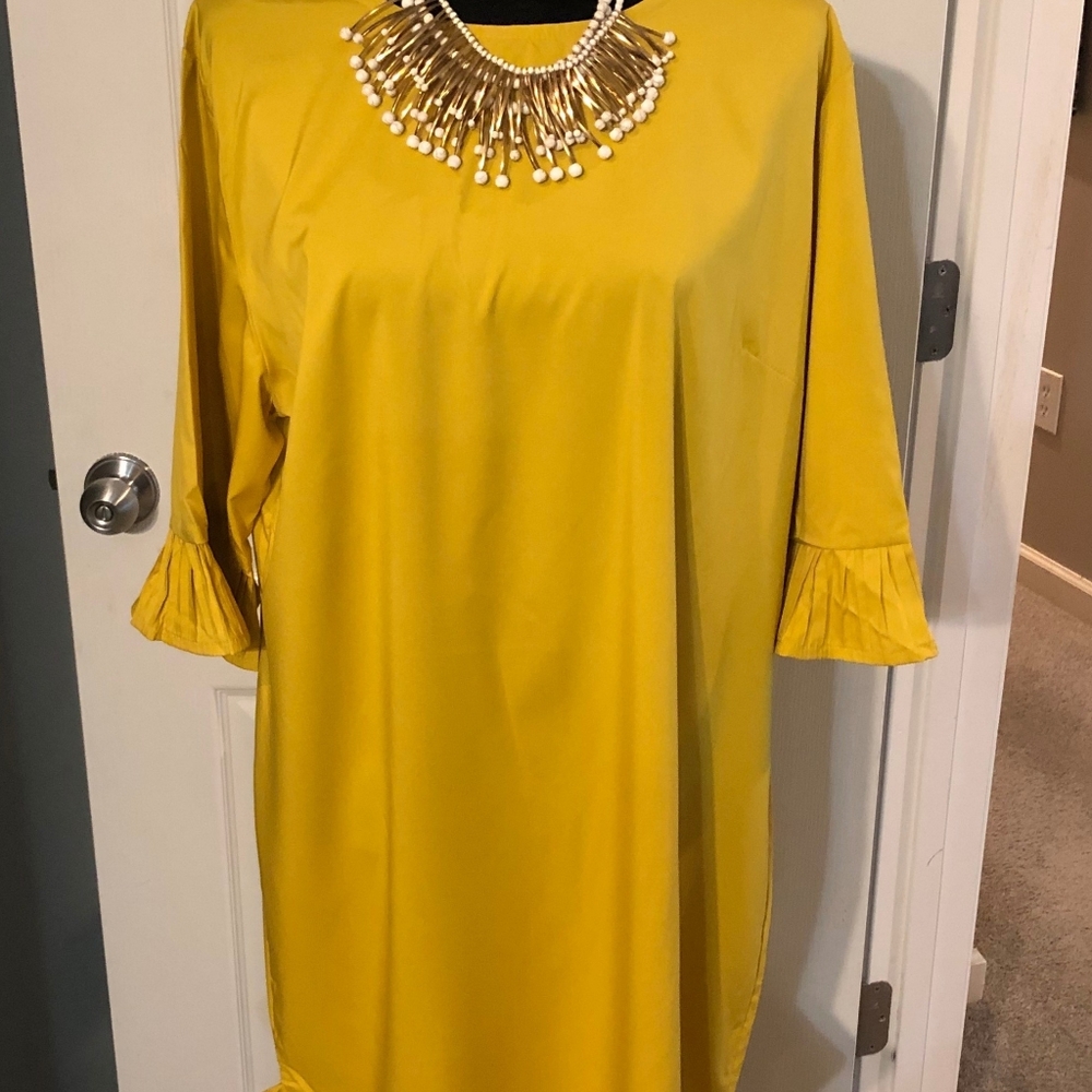 Dress - Picture 3 of 4